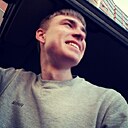 Макс, 32 года