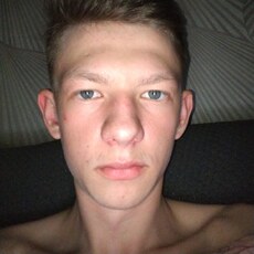 Фотография мужчины Виталя, 18 лет из г. Барнаул