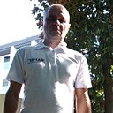 Максим, 43 года