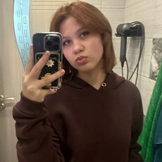 Фотография девушки Таня, 18 лет из г. Железногорск