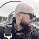 Гарсия, 33 года