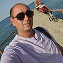 Михаил, 32 года