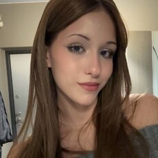 Фотография девушки Полина, 18 лет из г. Новосибирск