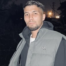 Фотография мужчины Озкан, 22 года из г. Свободный (Свердловская область)