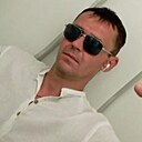 Олег, 32 года