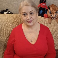 Фотография девушки Елена, 65 лет из г. Санкт-Петербург