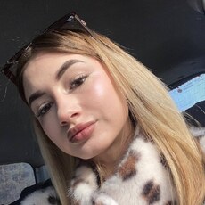 Фотография девушки Аня, 19 лет из г. Красноярск