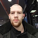 Максим, 21 год