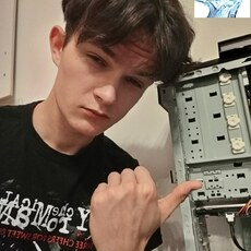 Фотография мужчины Влад, 21 год из г. Санкт-Петербург