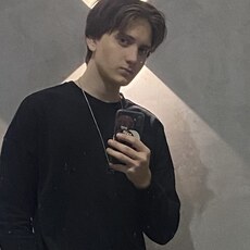 Фотография мужчины Глеб, 22 года из г. Москва