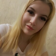 Фотография девушки Леся, 24 года из г. Волжский