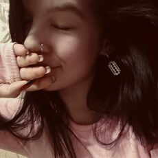 Фотография девушки Уля, 19 лет из г. Усть-Кут