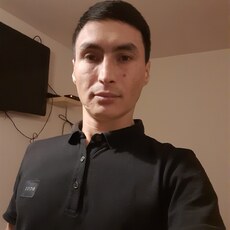 Фотография мужчины Ylham, 33 года из г. Плоцк