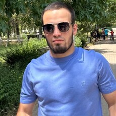 Фотография мужчины Амир, 25 лет из г. Санкт-Петербург