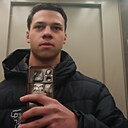 Денис, 21 год