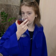 Фотография девушки Алина, 18 лет из г. Дрезна