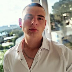 Фотография мужчины Кирилл, 23 года из г. Владивосток