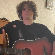 Фотография мужчины Влад, 18 лет из г. Нижневартовск