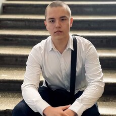 Фотография мужчины Виталий, 18 лет из г. Энгельс
