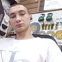 Максим, 23 года