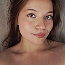 Настя, 22 года