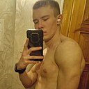 Максим, 25 лет