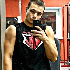 Фотография мужчины Арсений, 18 лет из г. Сургут