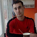 Денис, 33 года