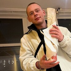 Фотография мужчины Bogdan, 19 лет из г. Познань