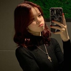 Фотография девушки Юлька, 18 лет из г. Усинск