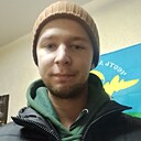 Максим, 22 года