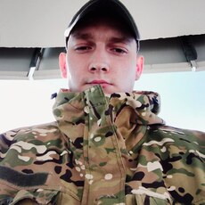 Фотография мужчины Илья, 27 лет из г. Брянск