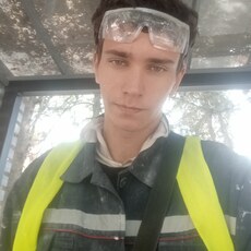 Фотография мужчины Михаил, 19 лет из г. Евпатория