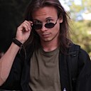 Виктор, 25 лет