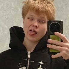 Фотография мужчины Саша, 18 лет из г. Новосибирск