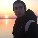 Максим, 24 года