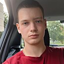 Денис, 21 год