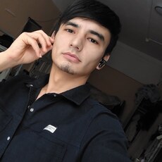 Фотография мужчины Толик, 23 года из г. Москва