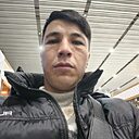 Muxammad Ali, 33 года