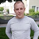 Тема, 32 года