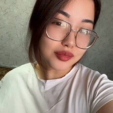 Фотография девушки Madi, 21 год из г. Саратов