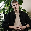 Слава, 18 лет