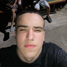 Фотография мужчины Илья, 18 лет из г. Симферополь