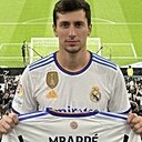 𝓐𝓶𝓲𝓻, 32 года