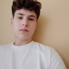 Фотография мужчины Leo, 18 лет из г. Саратов