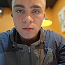 Валера, 20 лет