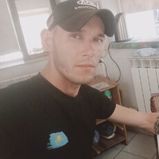 Фотография мужчины Id, 33 года из г. Уральск