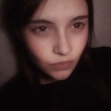 Фотография девушки Арина, 18 лет из г. Ульяновск
