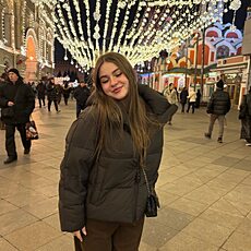 Фотография девушки Василиса, 18 лет из г. Москва