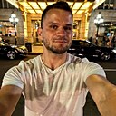 Олег Ильич, 34 года